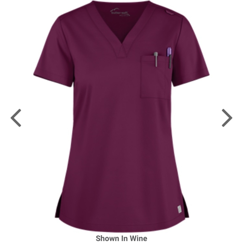 UA | Burgundy Scrub Top